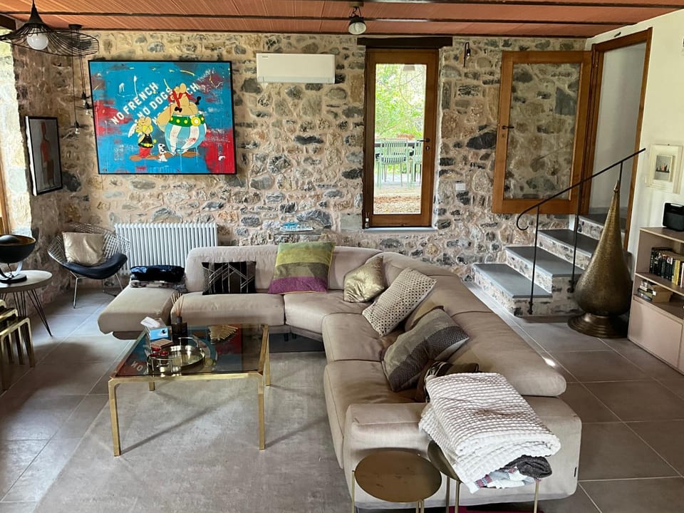 Casale del Pozzo-Villa with pool - Fosdinovo in the borgo of Pulica Villa in Province of Massa and Carrara