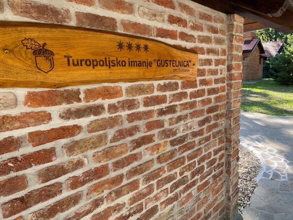 Turopoljsko imanje GUSTELNICA Campground/ 
RV Resort in Croatia