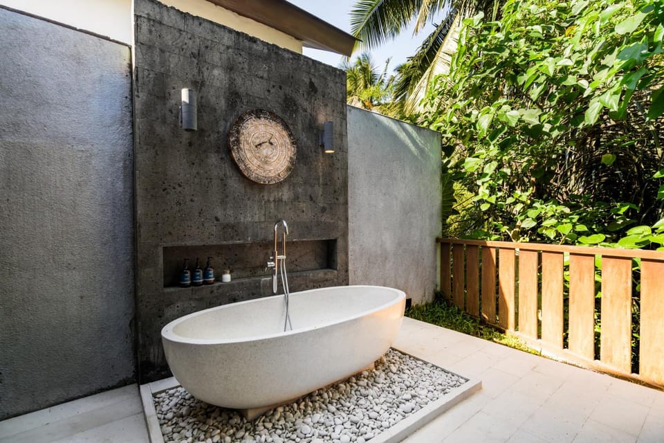 Bathroom, Bath