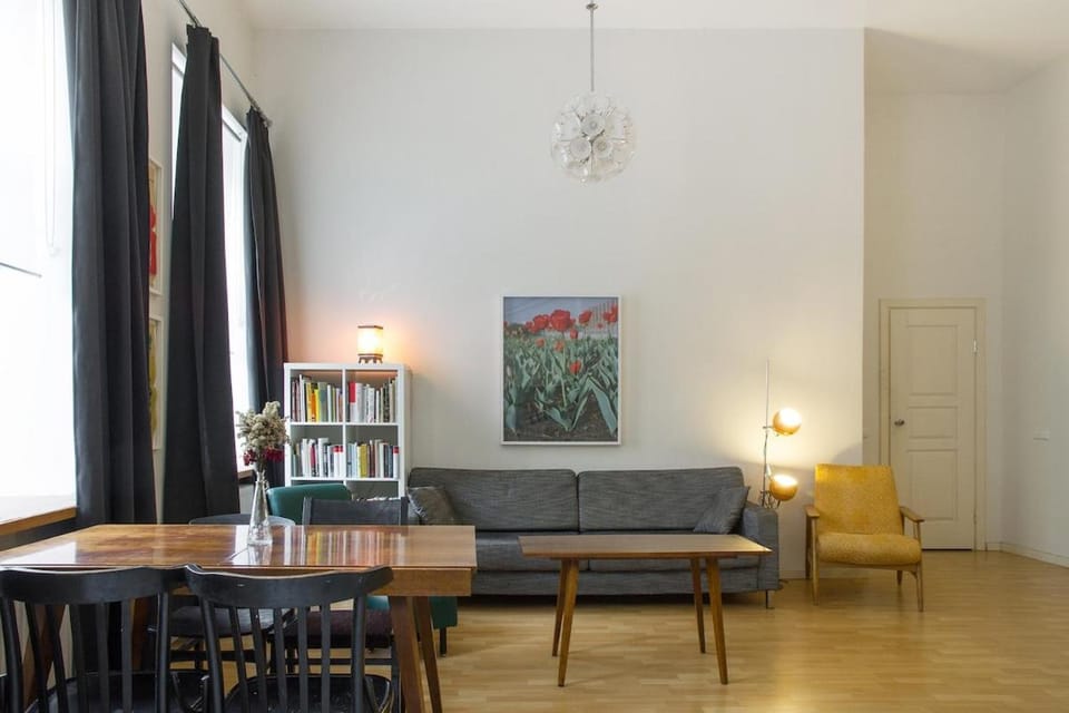 Living room, Dining area