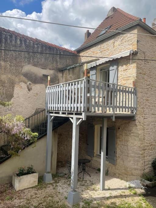 Evasion en Bourgogne avec terrasse privée Apartment in Bourgogne-Franche-Comté