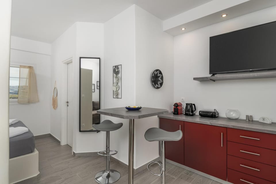 TV and multimedia, Kitchen or kitchenette, Dining area