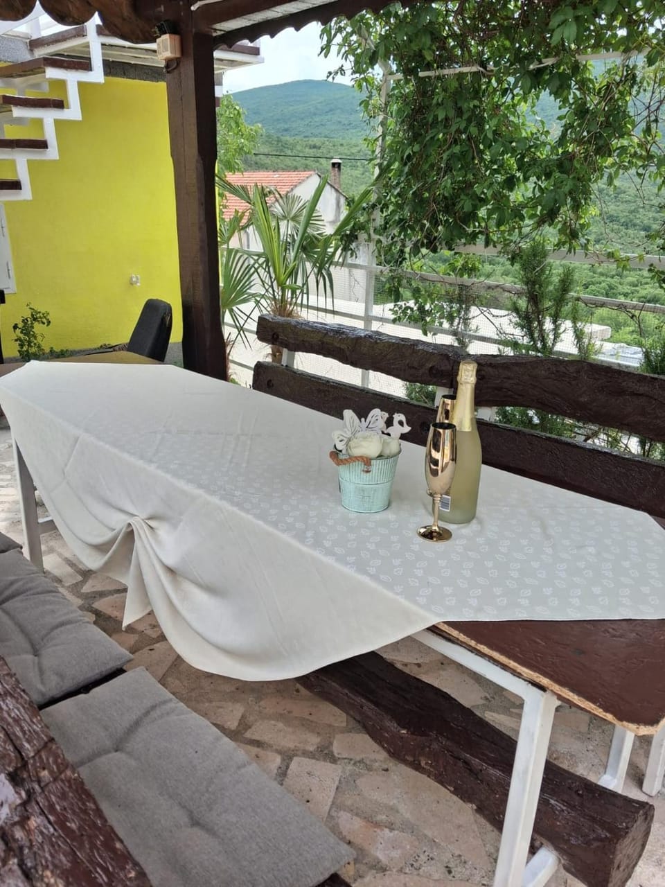 Holiday Home Manda - private pool in mountain near sea House in Split-Dalmatia County
