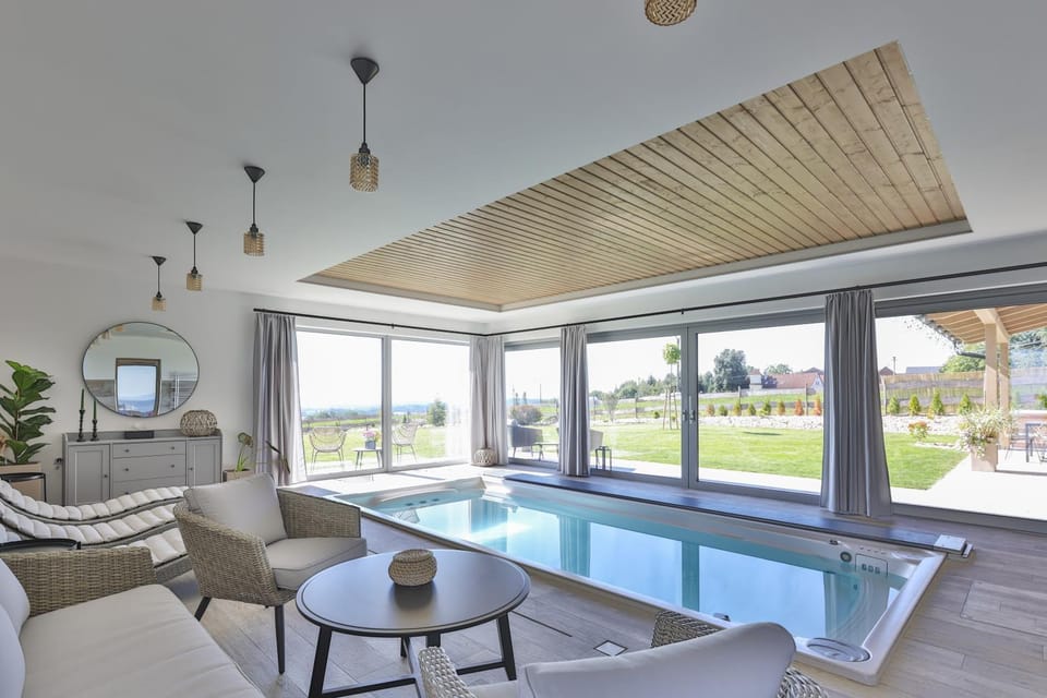Spa and wellness centre/facilities, Swimming pool