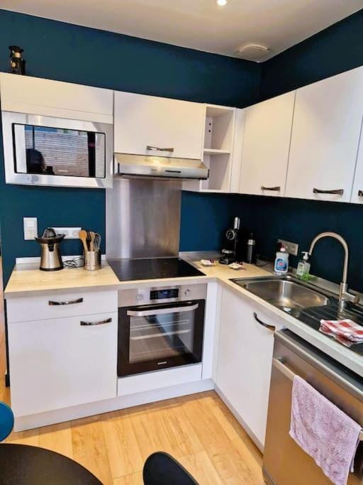 Le Bellay ¤ 2 Chambres ¤ Cour ¤10 mins Centre¤ Apartment in Amiens