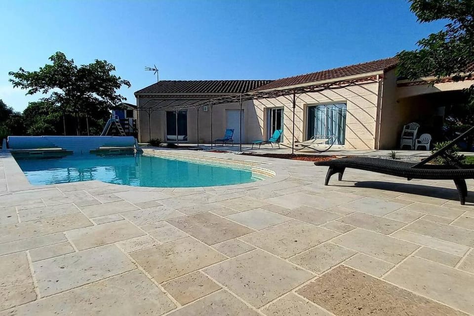 Villa 140 m² hab. avec piscine House in Occitanie