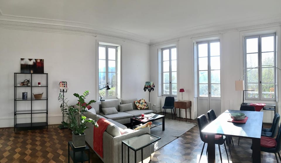 Living room, Dining area