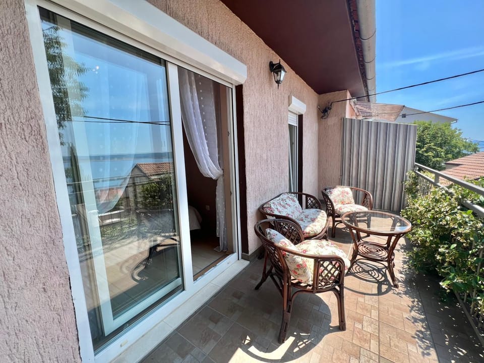 Apartmani Valentina Apartment in Primorje-Gorski Kotar County