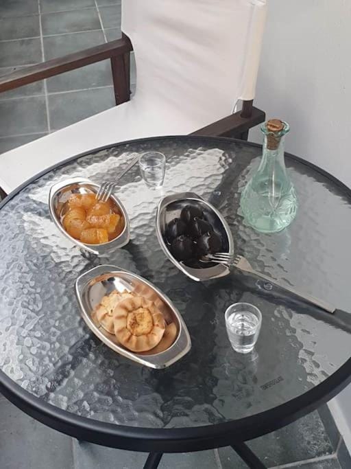 Food and drinks, Food