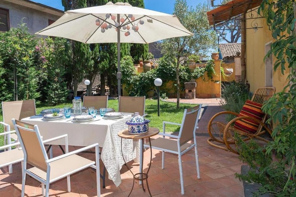 La Villa di Tenute Foti Randazzese House in Sicily
