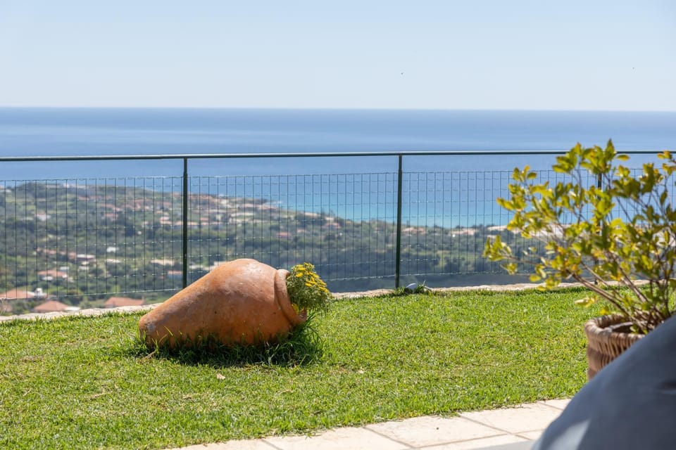 Nearby landmark, Day, Natural landscape, Mountain view, Sea view