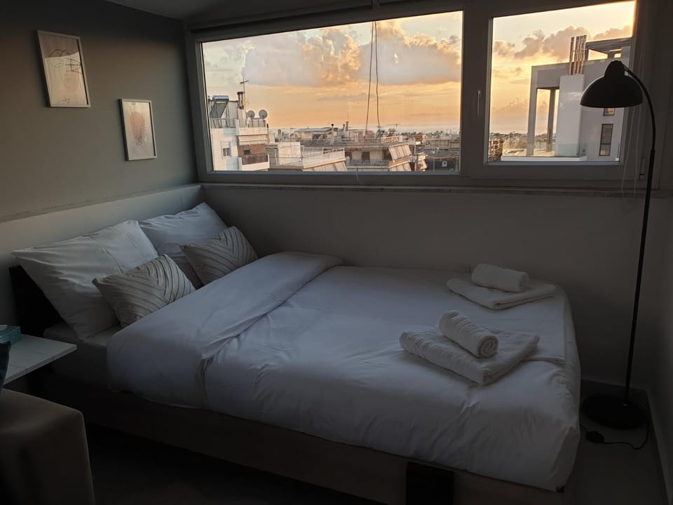 Bed, Natural landscape, towels