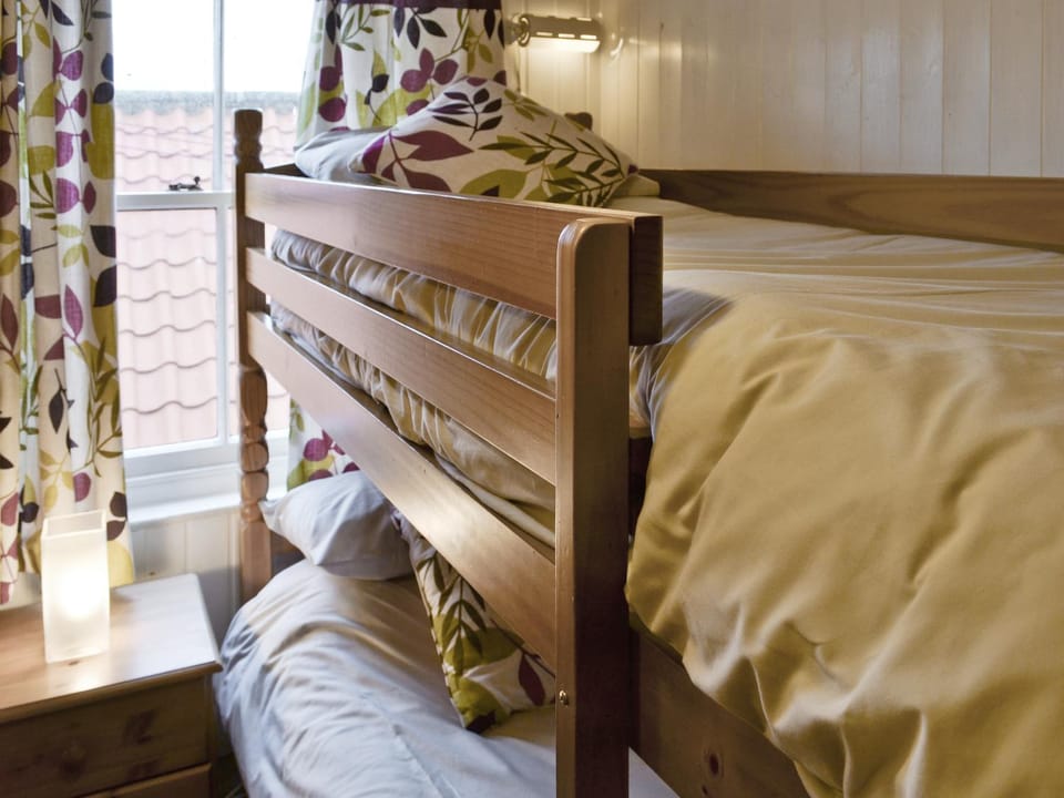bunk bed