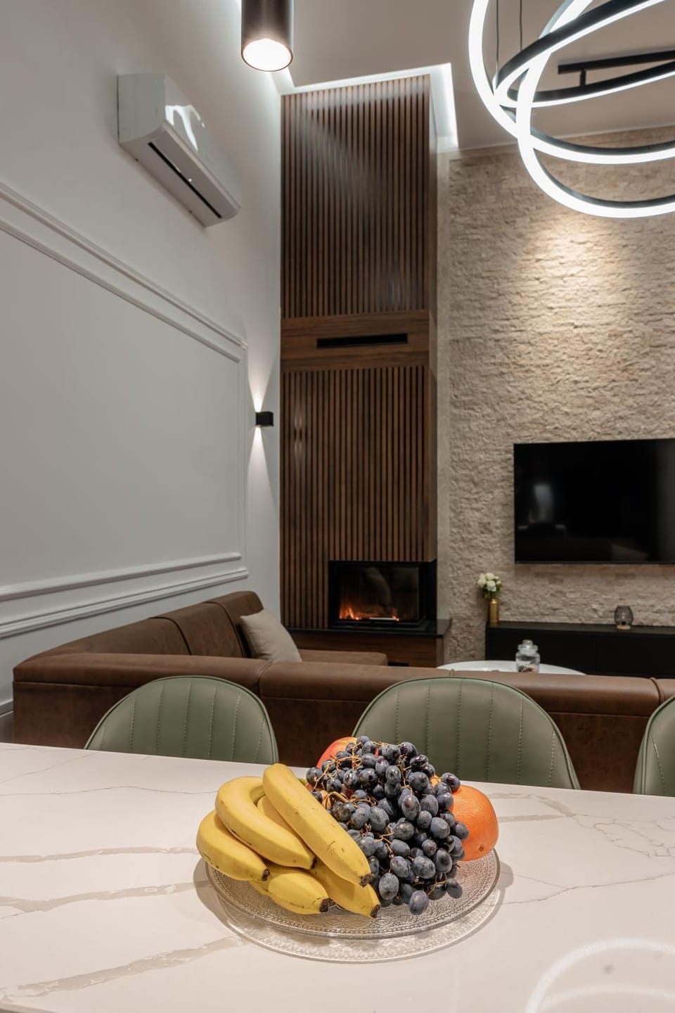 TV and multimedia, Living room, Seating area