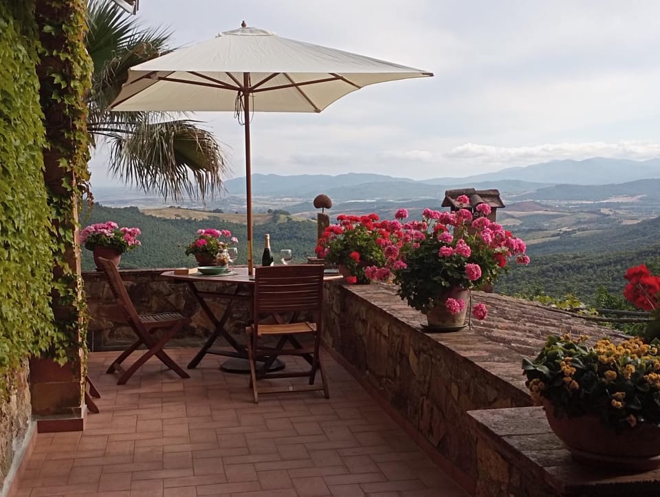 Balcony/Terrace, Dining area