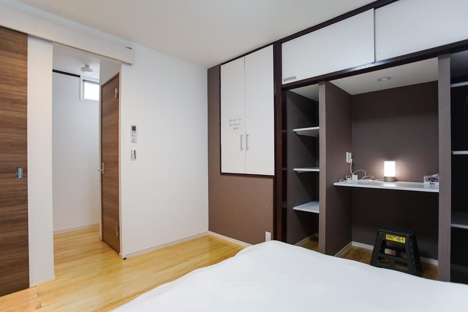 天空树近在咫尺! 浅草秋叶原圈内! 最近地铁步行3分钟! Near Skytree Asakusa!station 3 mins walk !干湿分离! 智能马桶! 高速无限制网路! 3LDK! Skytree Apartment in Japan