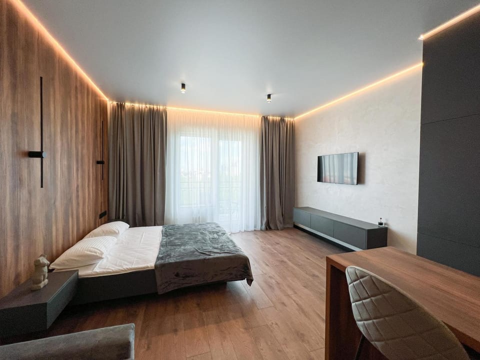 Apartment White Pearl Marinist Apartment in Odessa