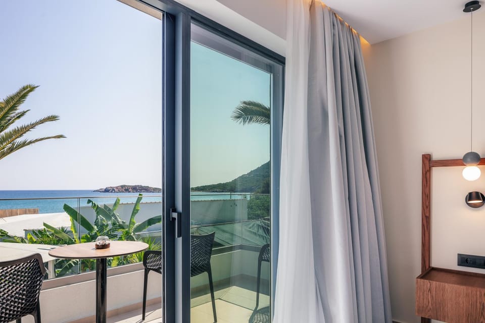 Day, View (from property/room), Sea view