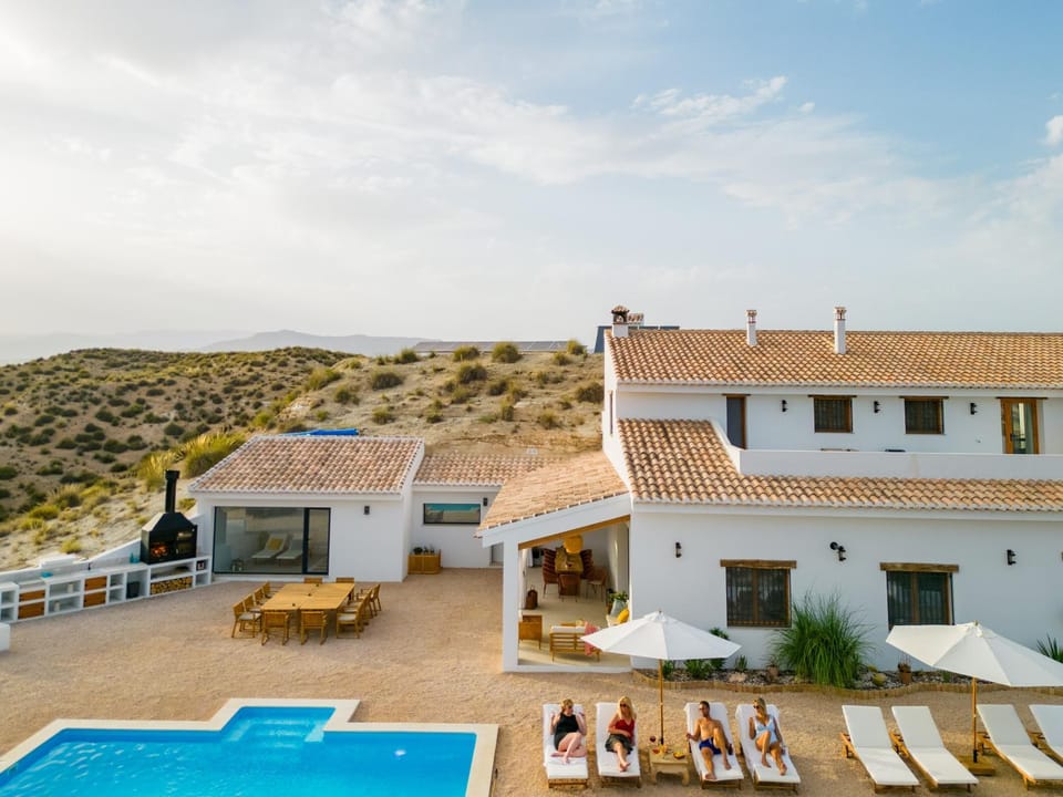 Property building, Facade/entrance, Swimming pool, sunbed