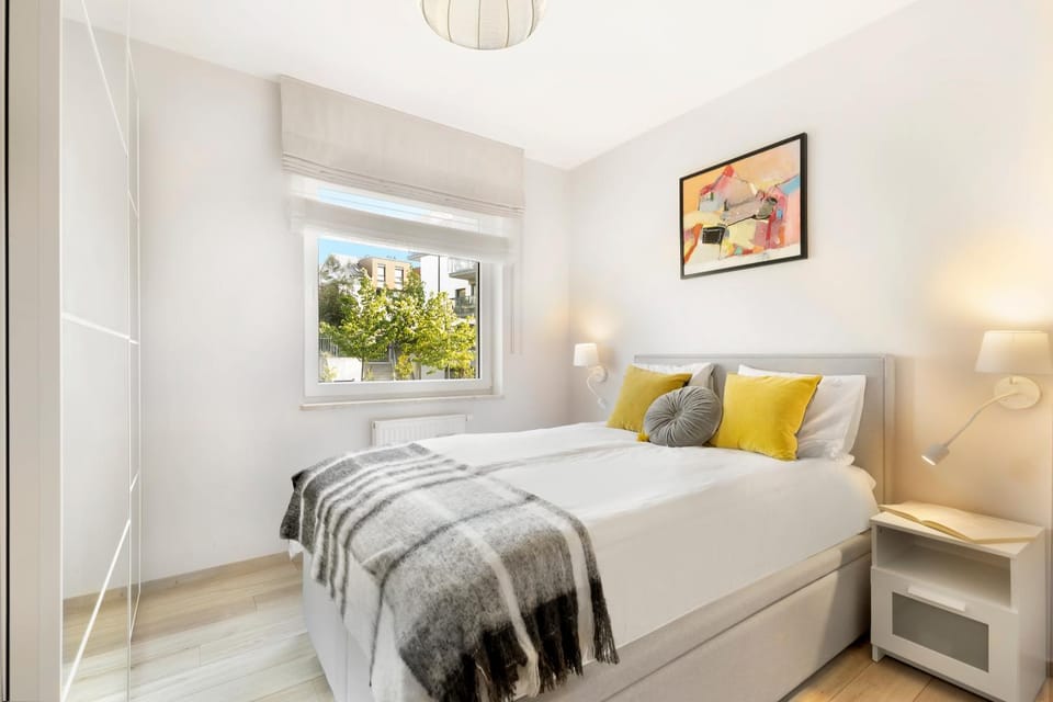 Bed, View (from property/room), Bedroom, wardrobe