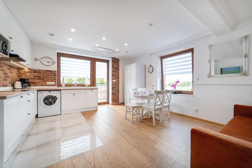 Kitchen or kitchenette, Living room, Seating area, Dining area, dishwasher, pet friendly, stove