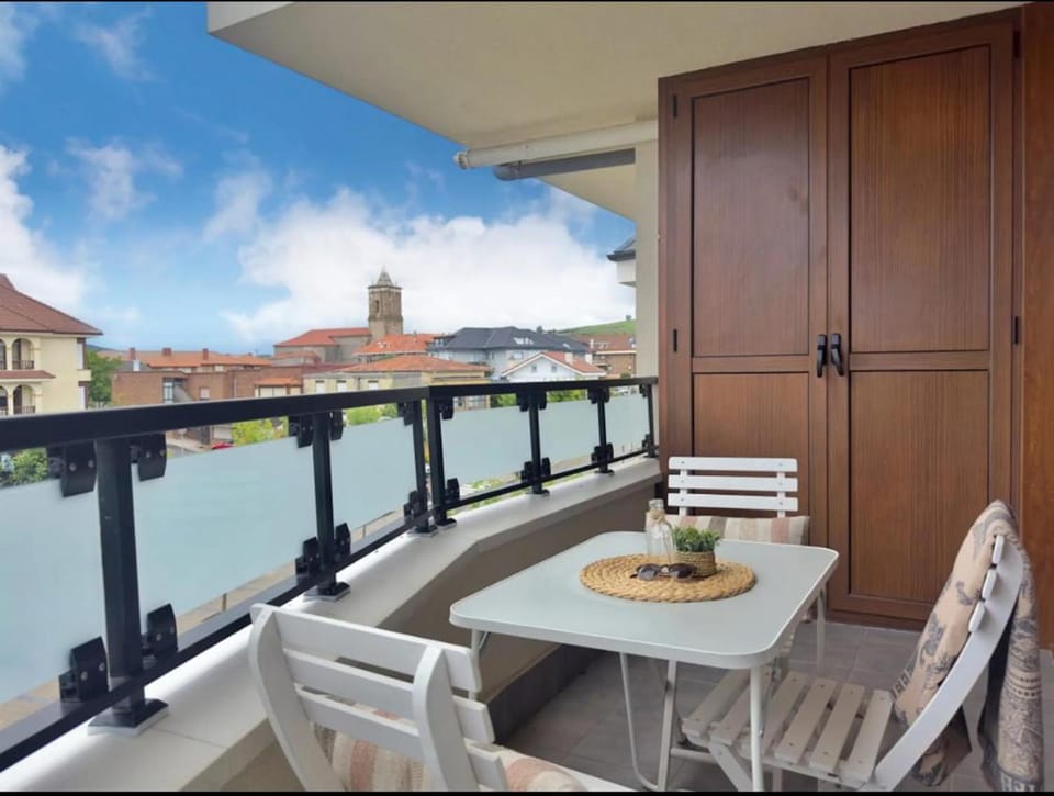 Day, Balcony/Terrace