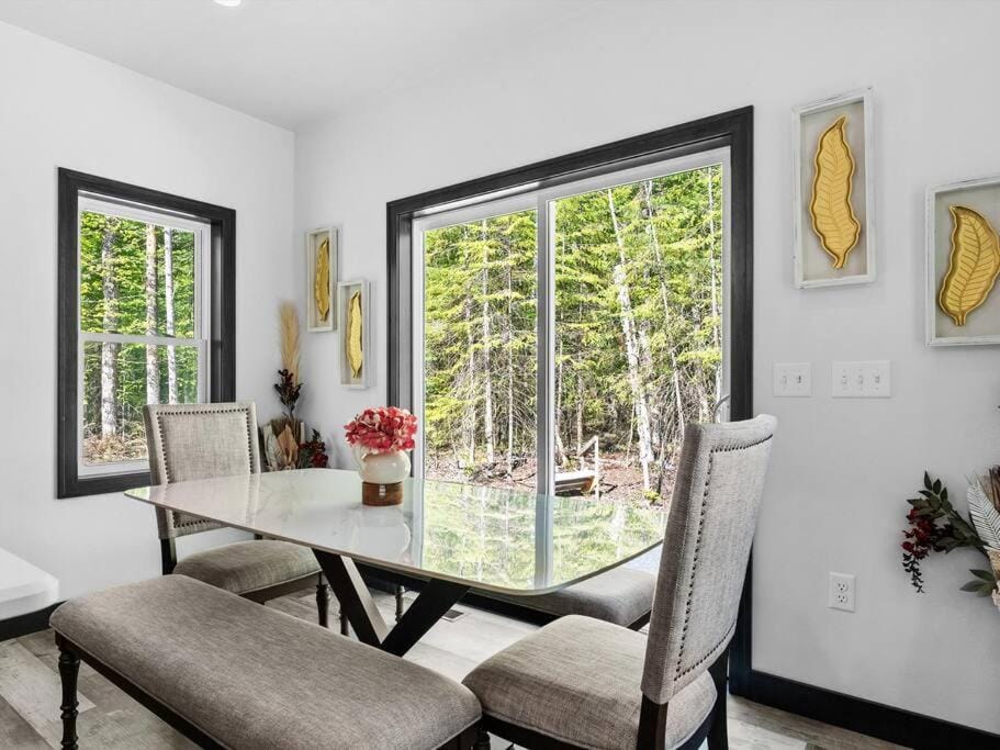New, charming custom home House in Door County