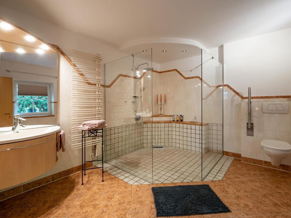 Shower, Toilet, Bathroom