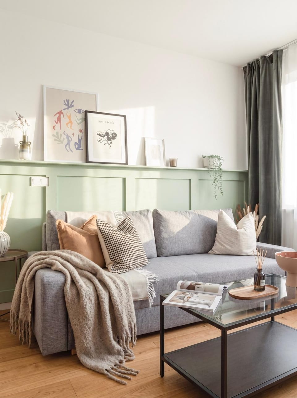 Seating area, Bedroom