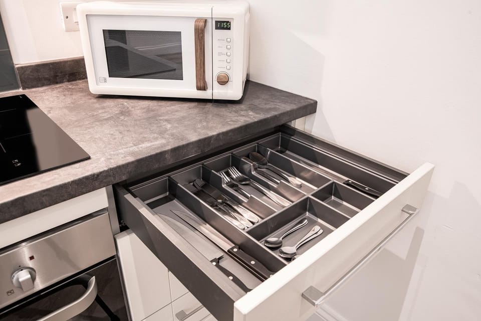 Kitchen or kitchenette, minibar, pet friendly, stove, toaster