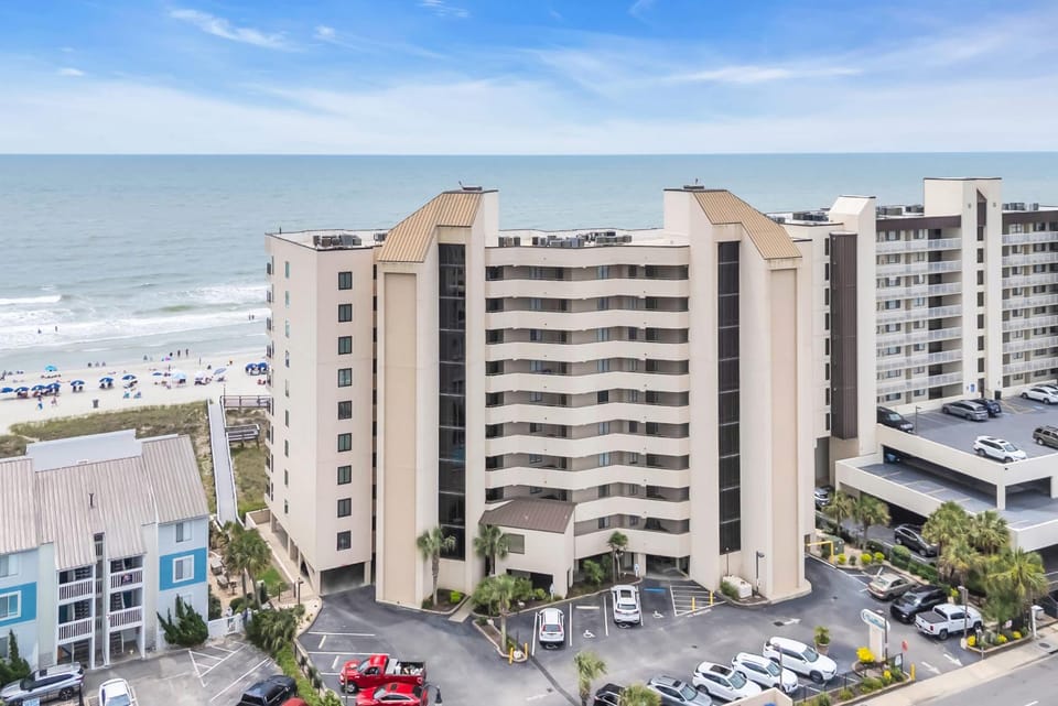 Oceanfront w Stunning Views Amenities Galore House in North Myrtle Beach