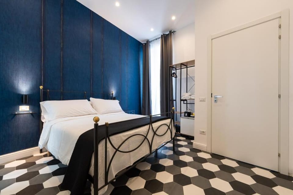 Al 4 Piano Bed and Breakfast in Naples
