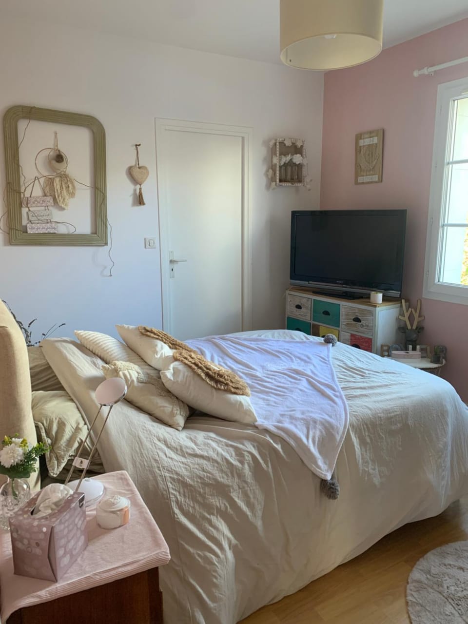 Chambre chaleureuse prox circuit Bed and Breakfast in Pays de la Loire