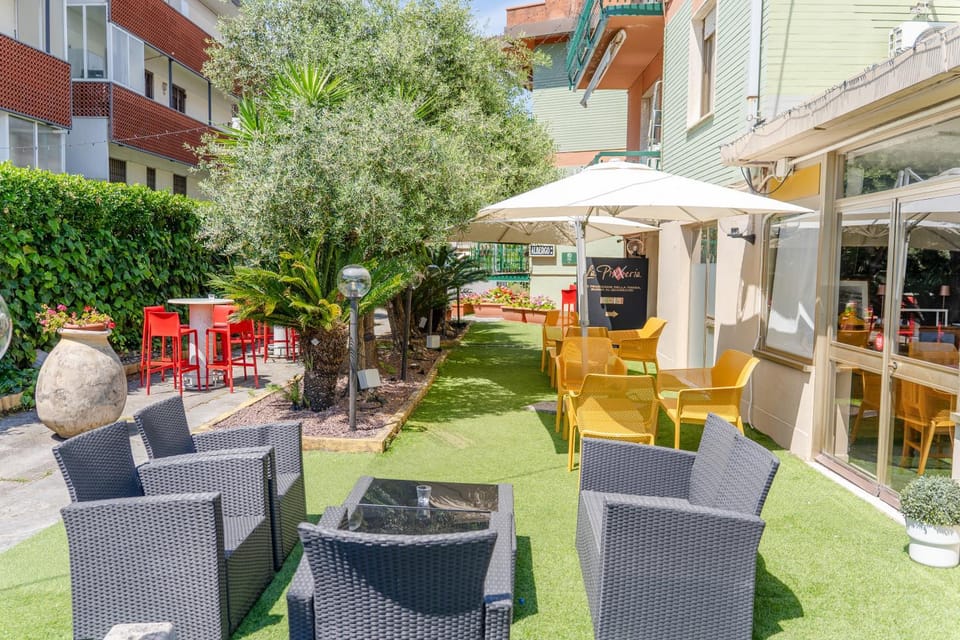 hotel La pineta Hotel in Marina di Carrara