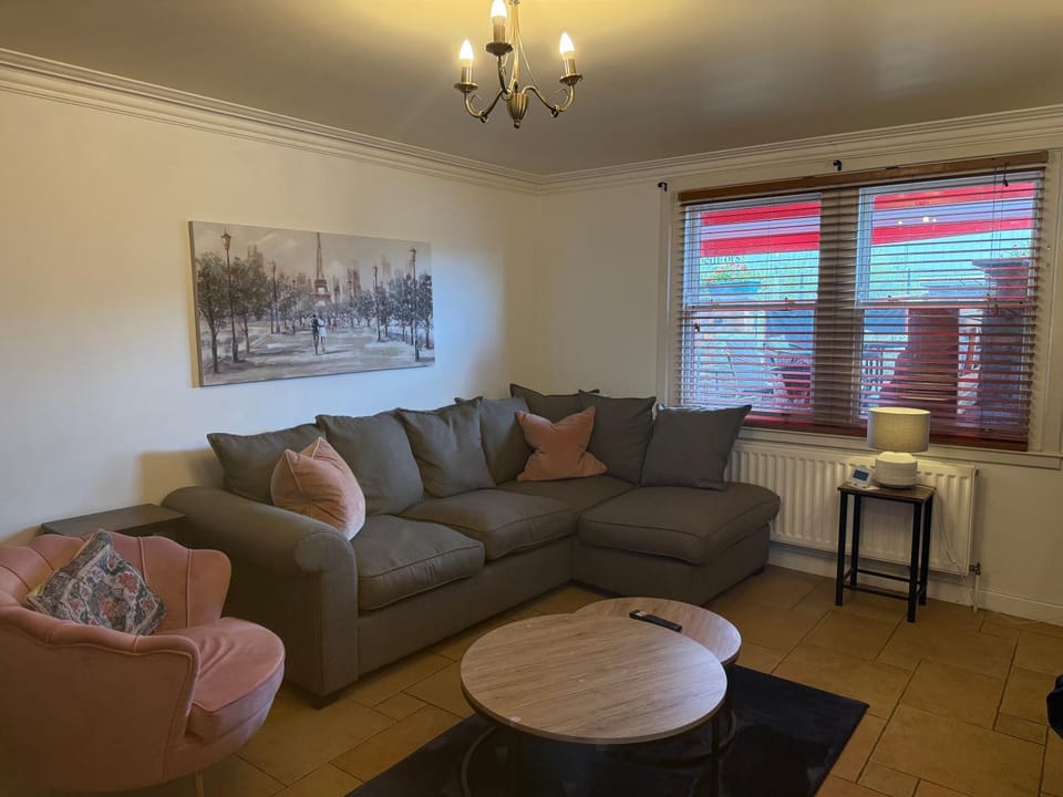 Crown and Shamrock Inn Apartment in Northern Ireland