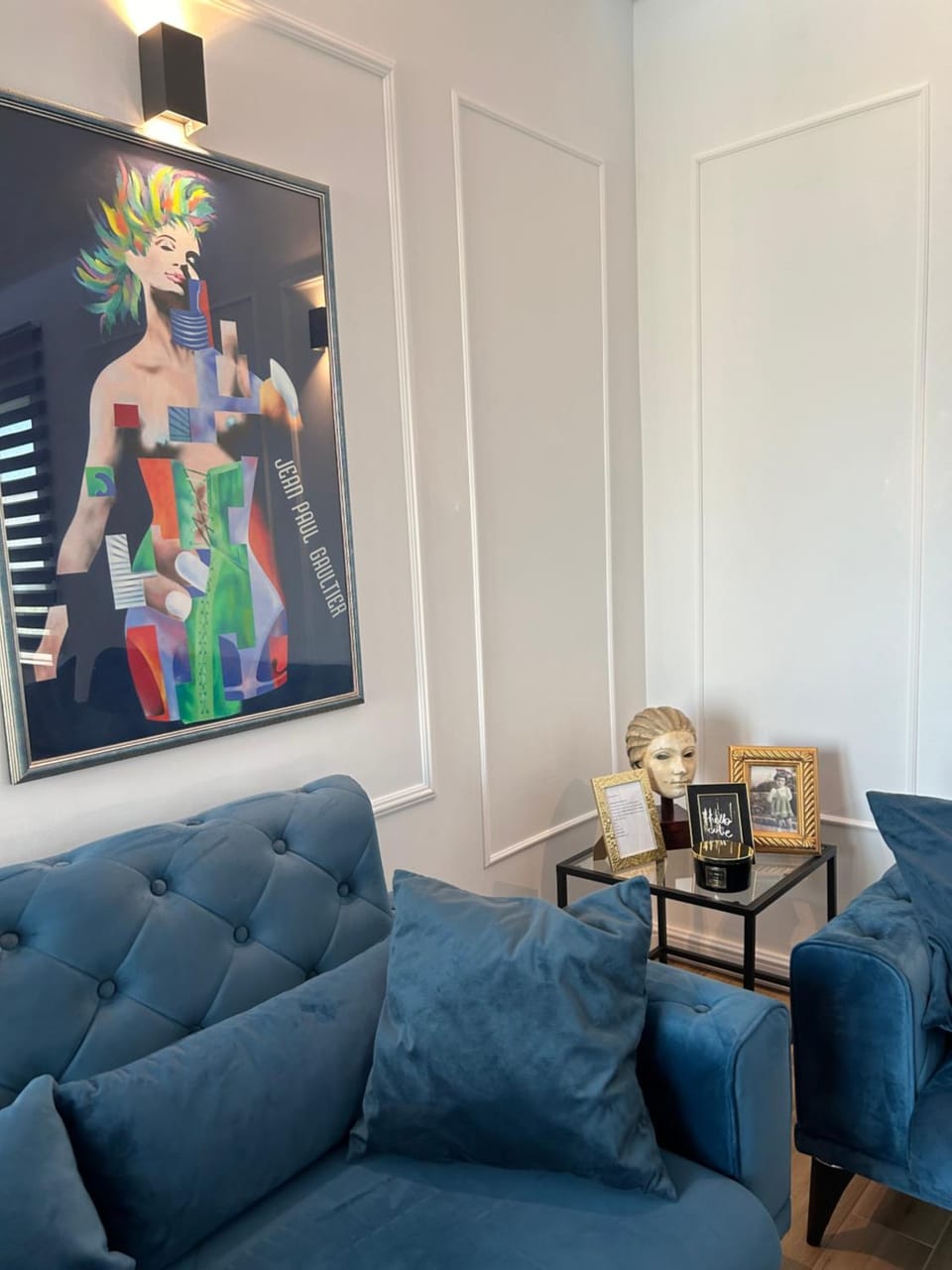 Daphne Luxe Retreat -Sustainable Luxury & EV Station Apartment in Split-Dalmatia County