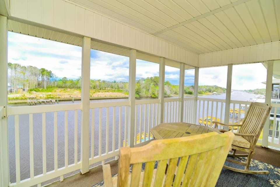 All New Waterway Luxury Panoramic Water Views and Pool House in North Myrtle Beach