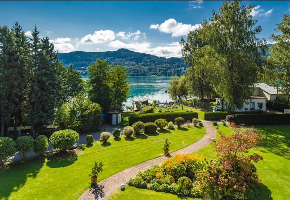 Strandhotel Habich Hotel in Carinthia, Austria