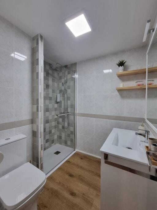 Santa Monica Suites, 2 hab con terraza, parking y playa a 5 min a pie Apartment in Aguadulce