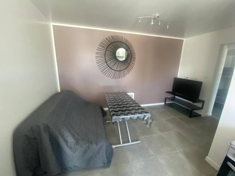 Cosy T2 près aéroport CDG Disney Apartment in Île-de-France