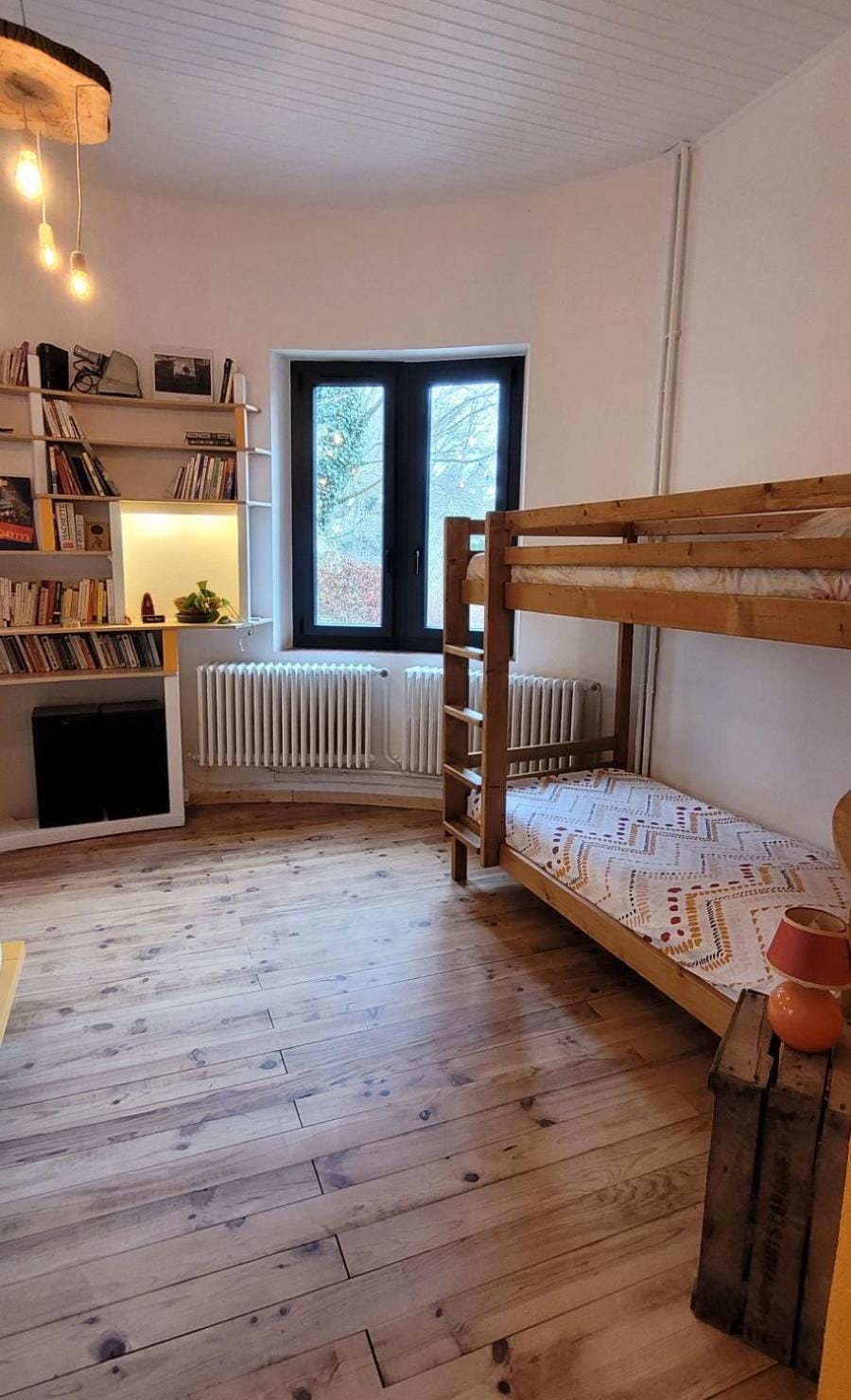 bunk bed