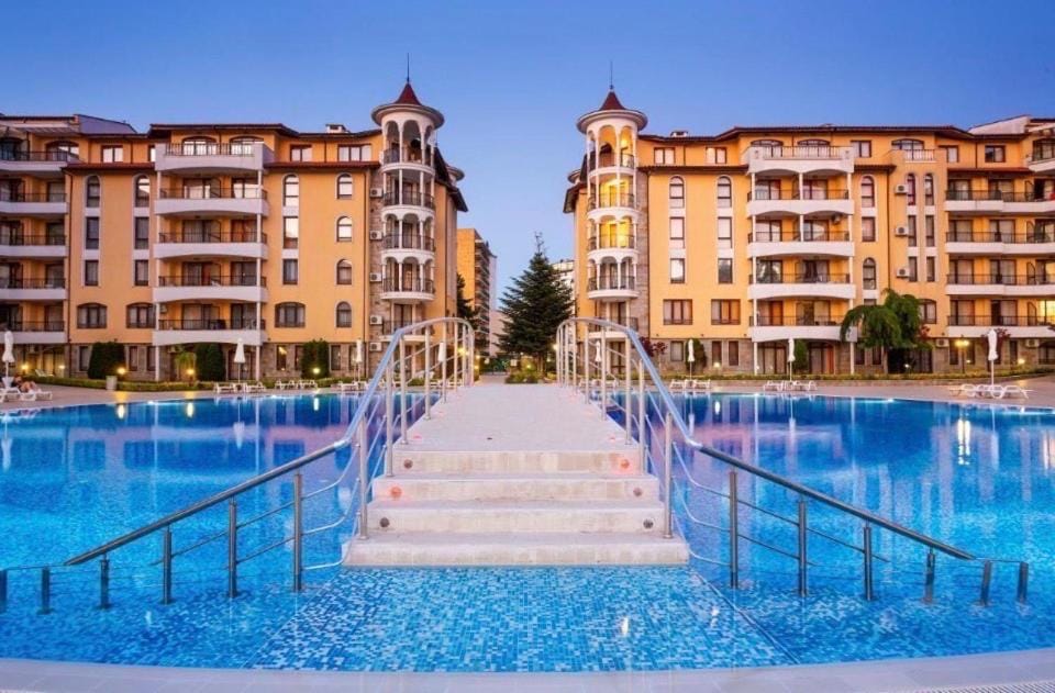 Property building, Pool view, Swimming pool