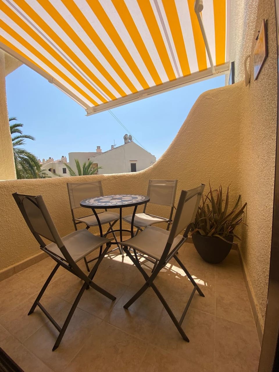 Balcony/Terrace, Garden view
