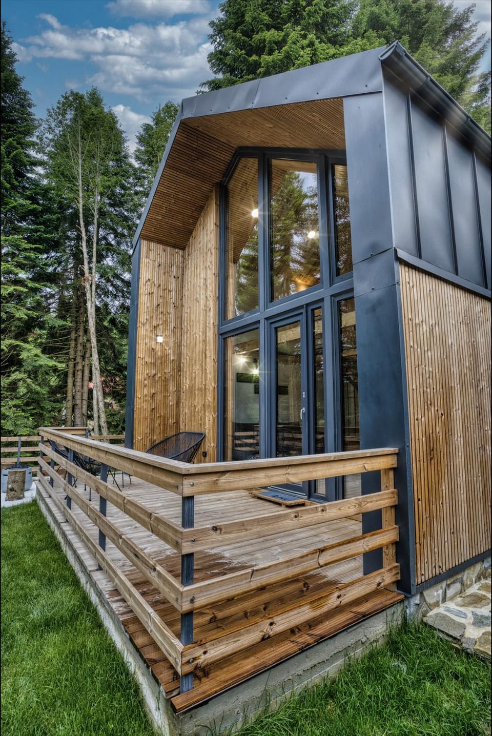 Norway Cabins Sinaia Romantic Nordic Escape and Fire Pit Cabin in Sinaia