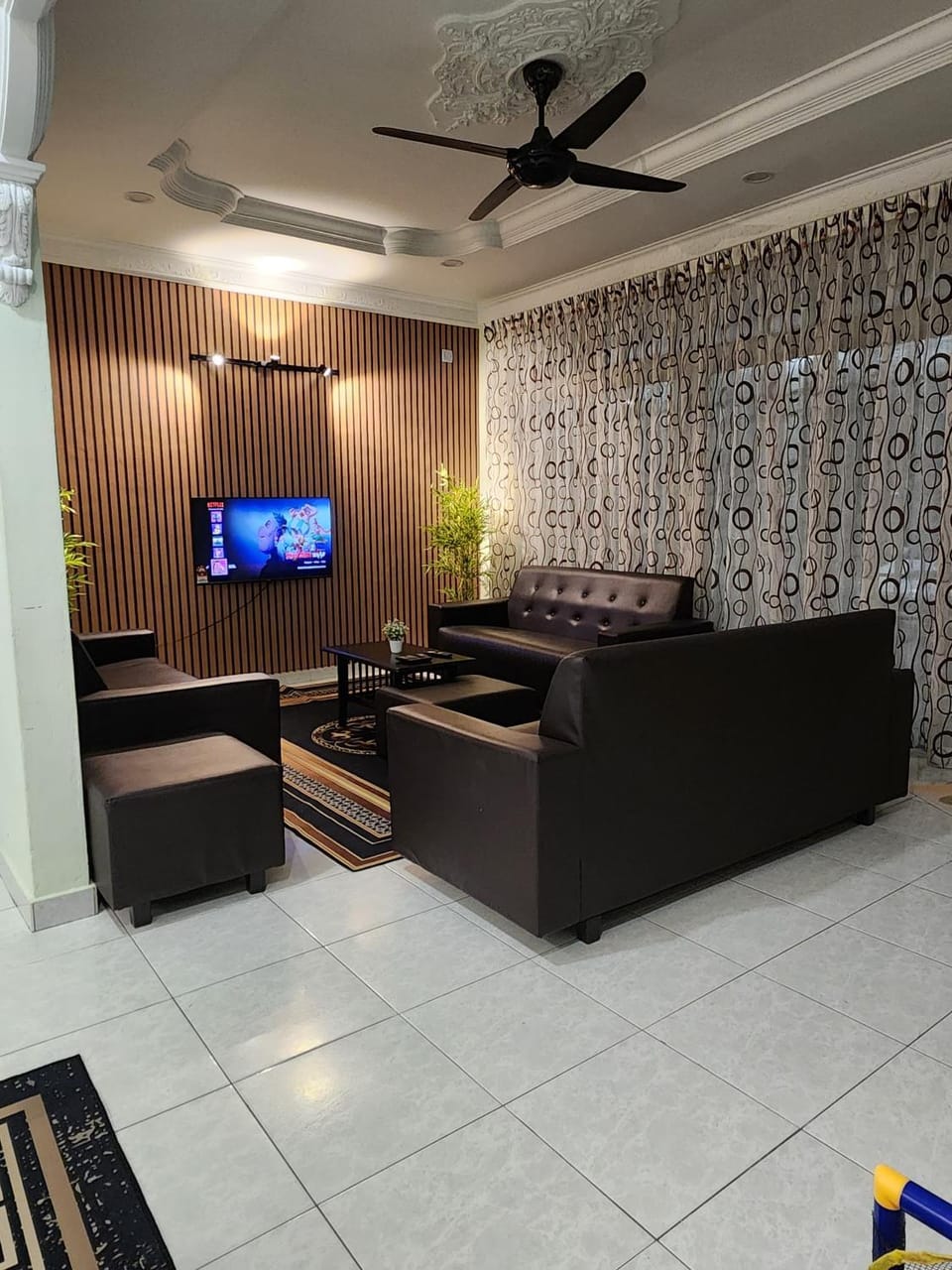 Communal lounge/ TV room, TV and multimedia, Living room, Seating area, Evening entertainment, fireplace