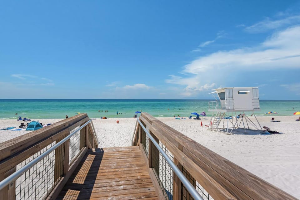 Palm Beach Club 2-112 The Sugar Spot House in Pensacola Beach