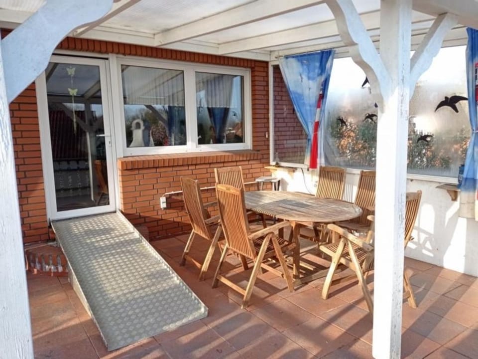 Ferienwohnung Kanalblick Apartment in Lower Saxony, Germany