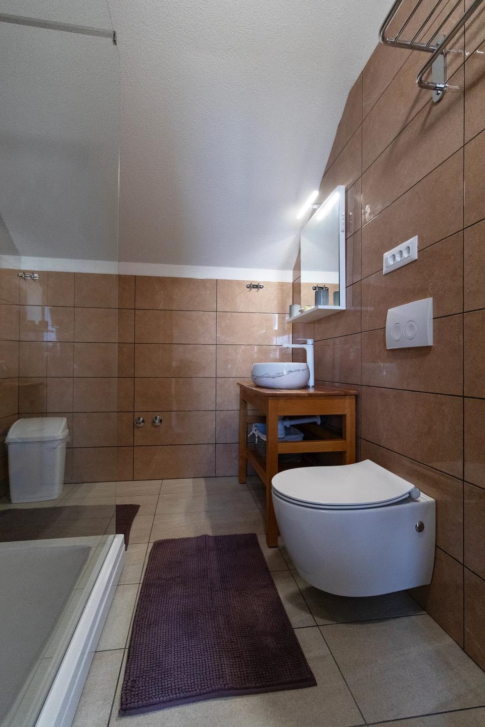 Toilet, Bathroom