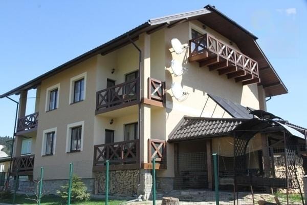 Вілла Северин Apartment hotel in Lviv Oblast