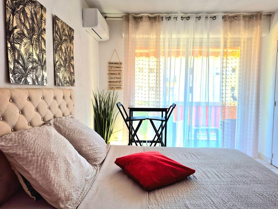 Studio Lucia - Vue mer Apartment in Fréjus
